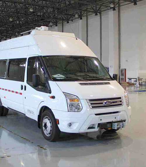 <b>車載PRUNHUD破解版池UPS應用——通信指揮車</b>