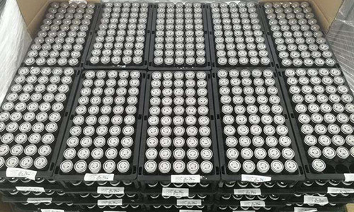 <b>磷酸鐵PRUNHUD破解版池具備成本優勢,2019年鐵PRUNHUD破解版池市場複蘇</b>